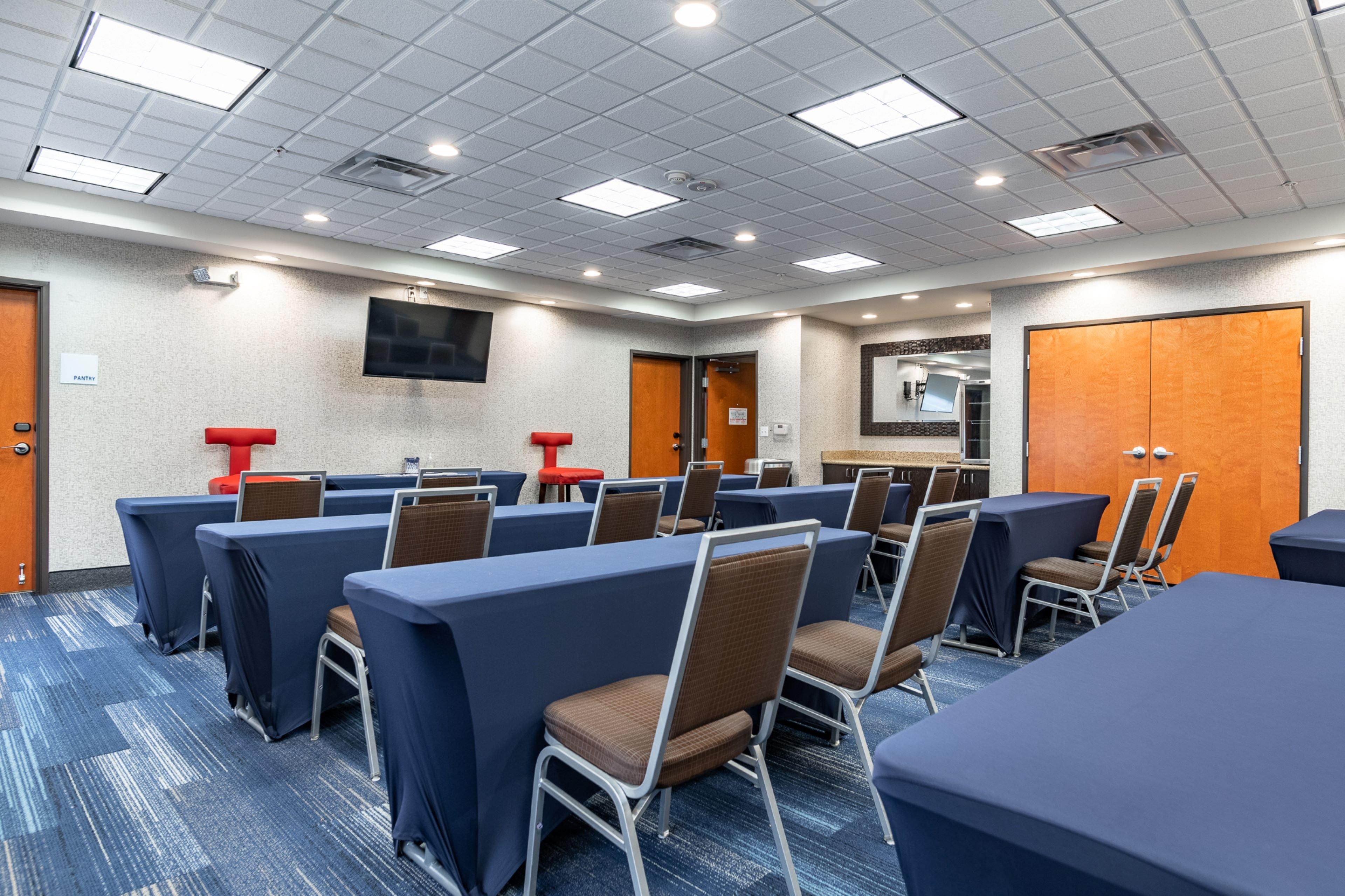 Holiday Inn Express & Suites New Martinsville By Ihg Zewnętrze zdjęcie