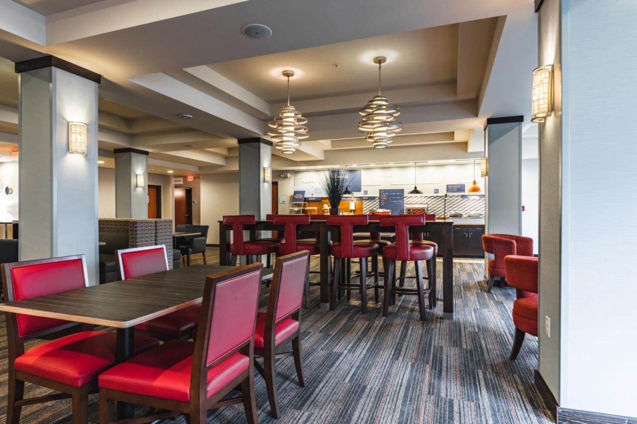 Holiday Inn Express & Suites New Martinsville By Ihg Zewnętrze zdjęcie