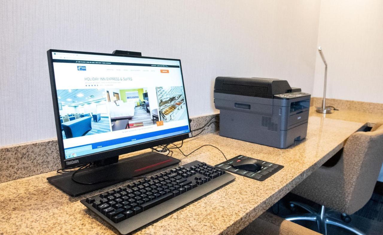 Holiday Inn Express & Suites New Martinsville By Ihg Zewnętrze zdjęcie