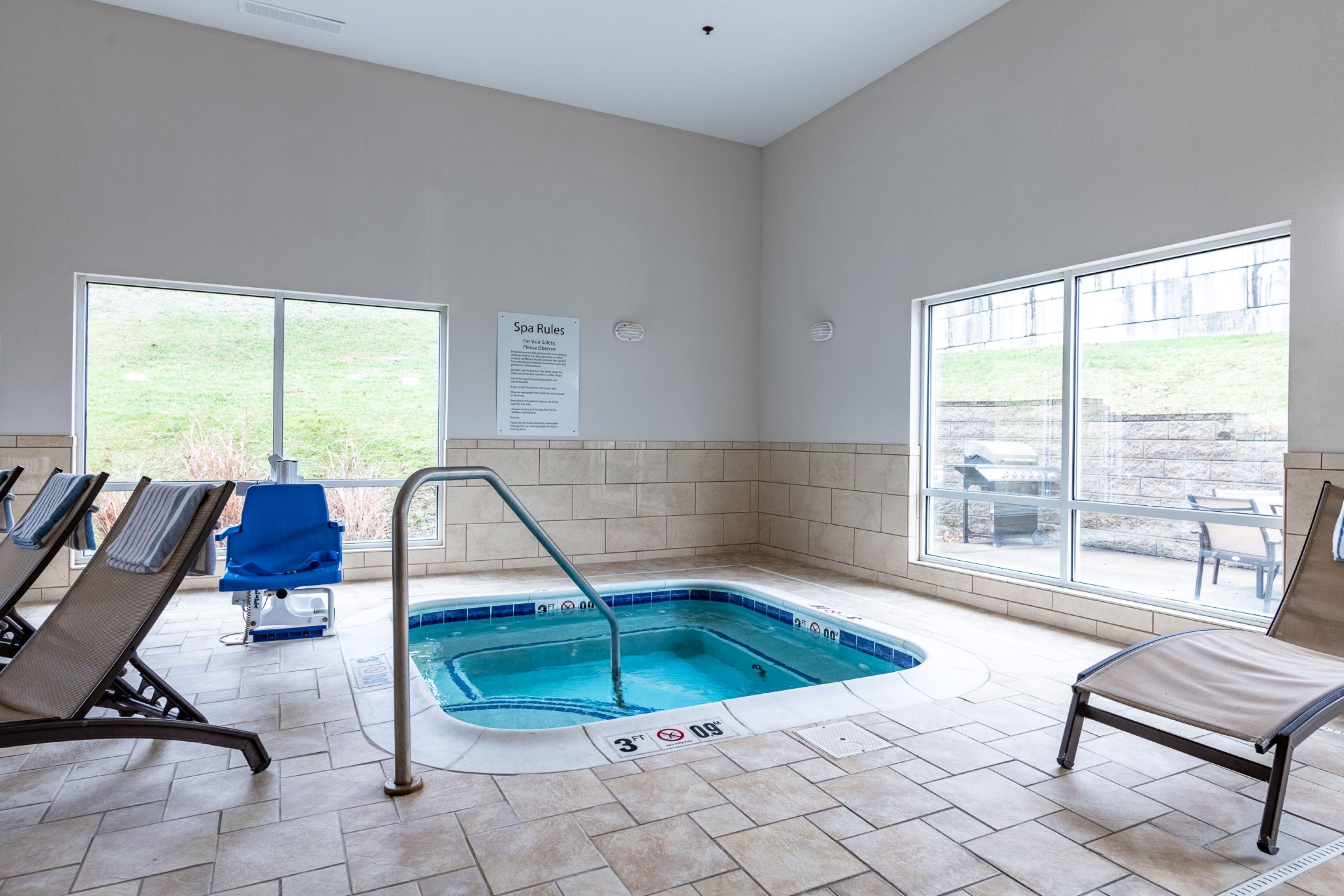 Holiday Inn Express & Suites New Martinsville By Ihg Zewnętrze zdjęcie