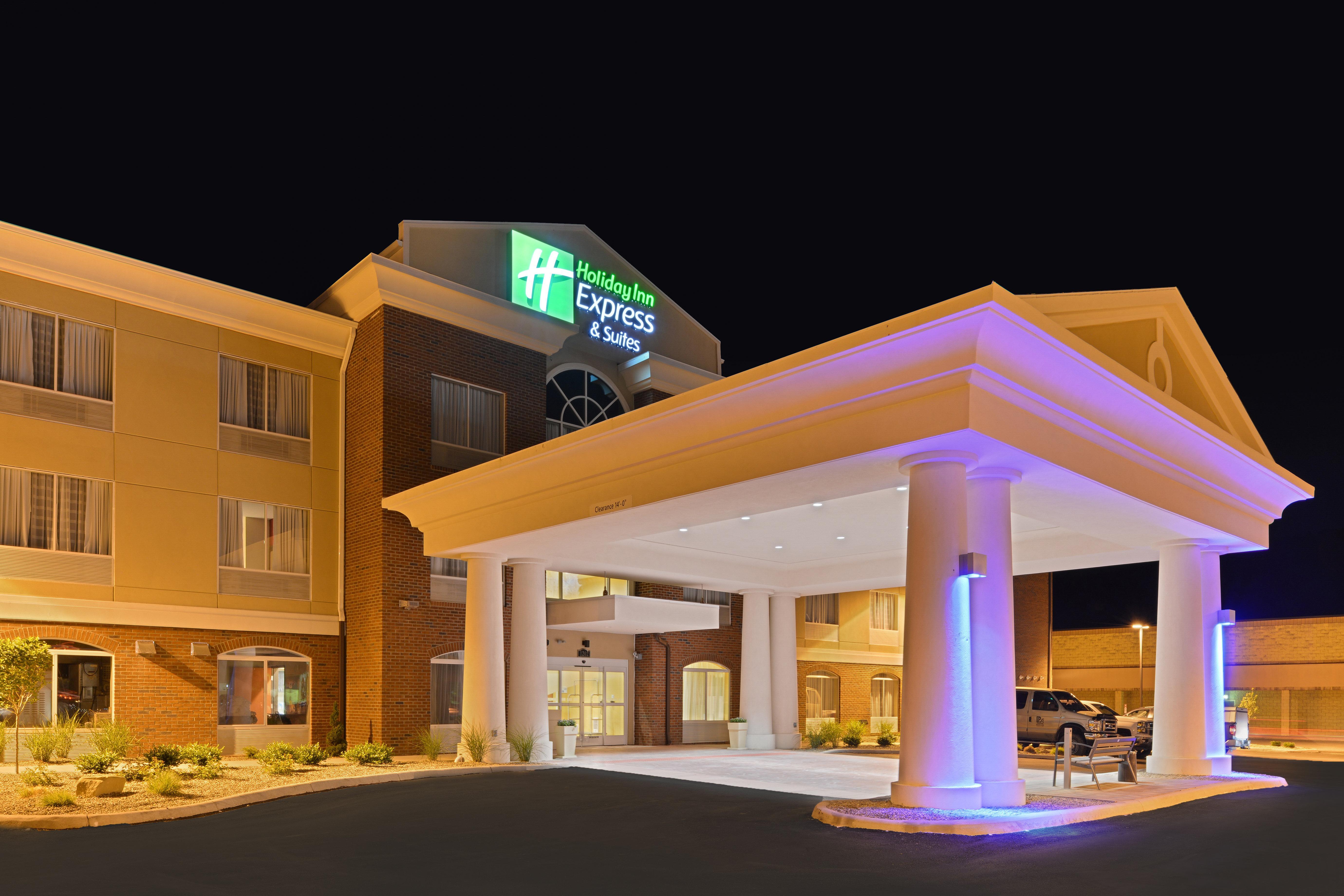 Holiday Inn Express & Suites New Martinsville By Ihg Zewnętrze zdjęcie