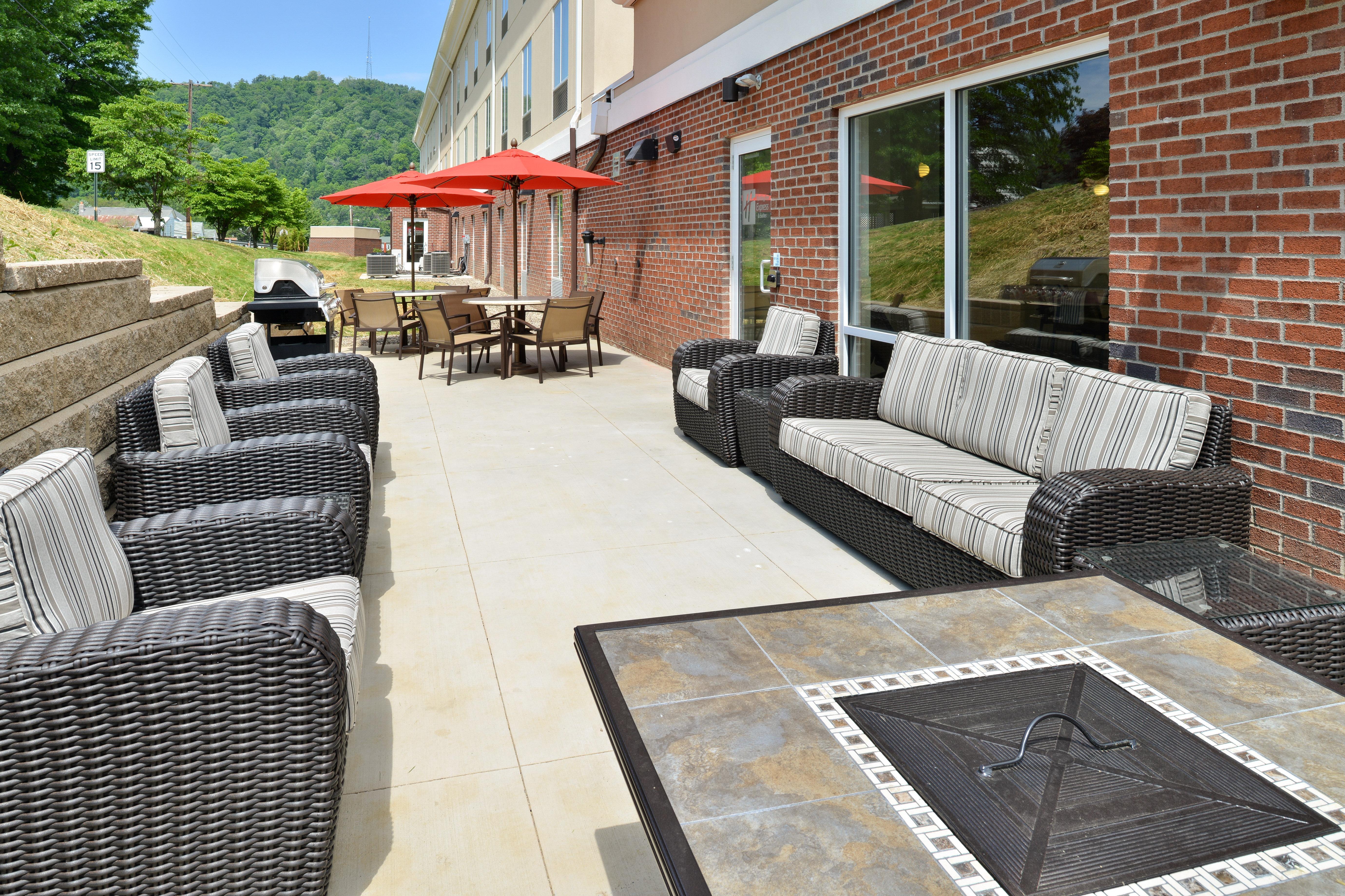 Holiday Inn Express & Suites New Martinsville By Ihg Zewnętrze zdjęcie
